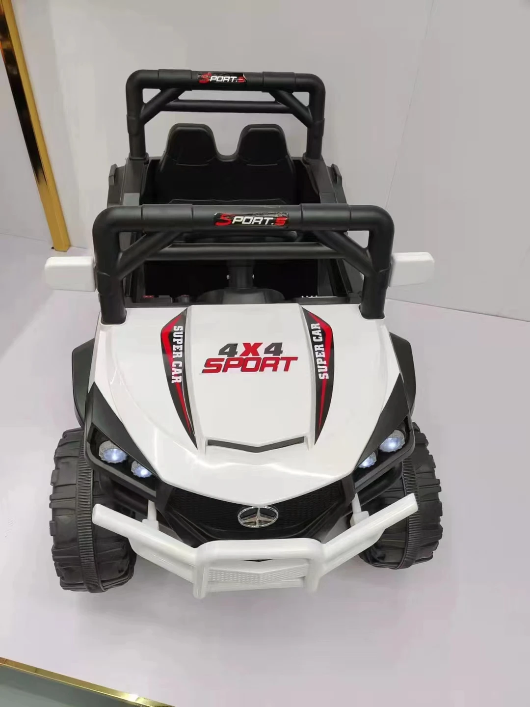 2022 New style monster truck Electric four-wheeler 12v UTV remote Electric four-wheeler electric toy car to drive children kids