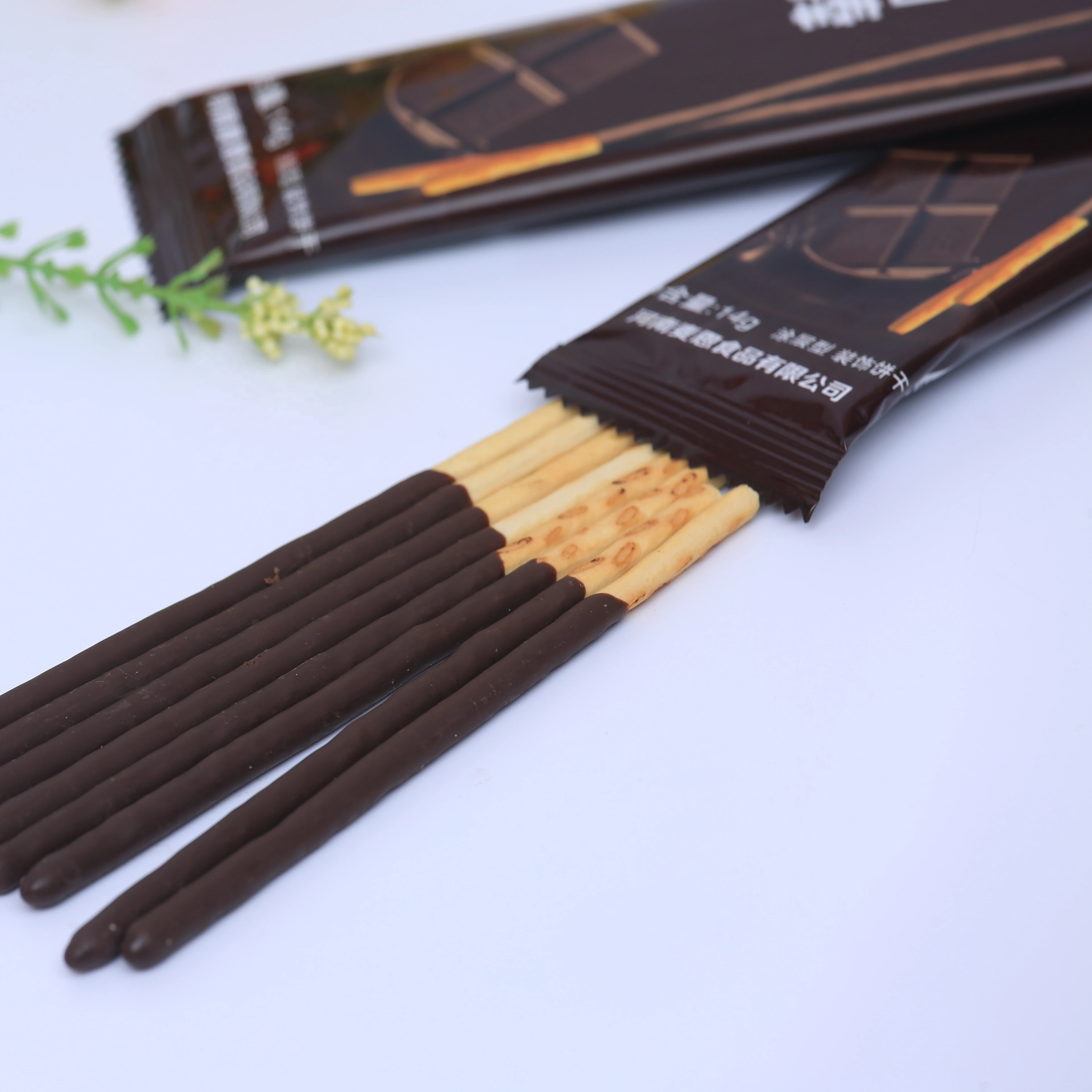 Best selling  Biscuit Stick Coated with Chocolate  flavors of stick-coated biscuits are newly launched 26g