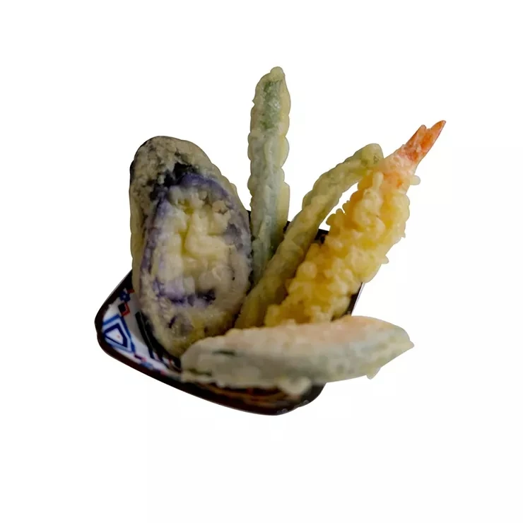 Хрустящие и вкусные глубоко жареные замороженные морепродукты tempura с креветками