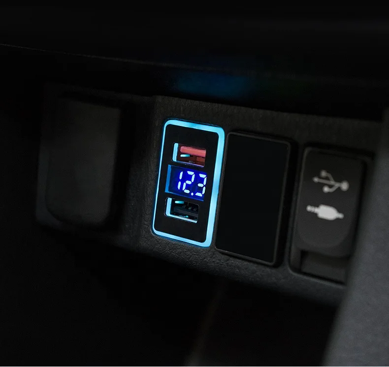 OEM Design QC3.0 USB Quick Charger With 12V Voltage Display And LED light For TOYOTA Prado Corolla