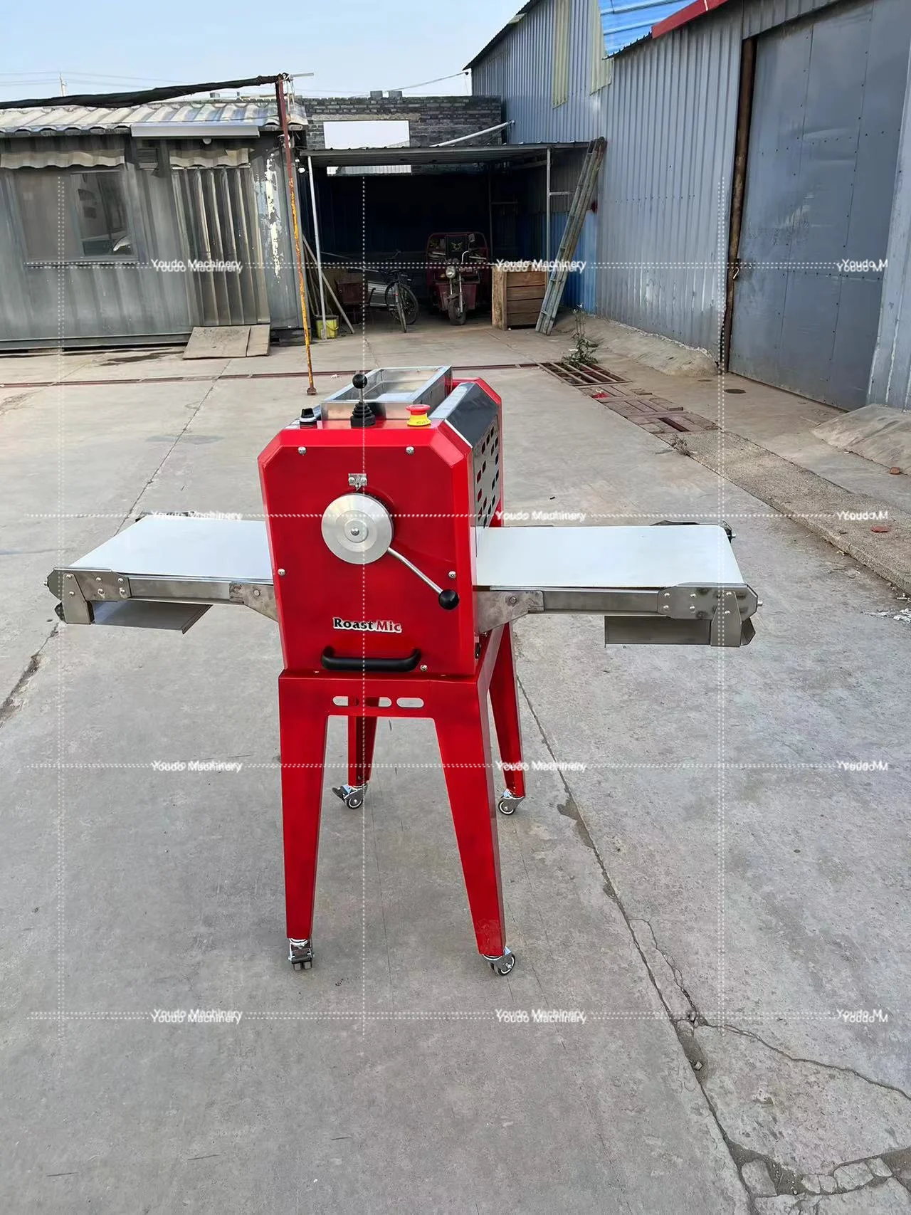 New Products New Material Dough Sheeter Mini Vertical Pastry Machine Factory Price Fashionable Limited-time Promotion