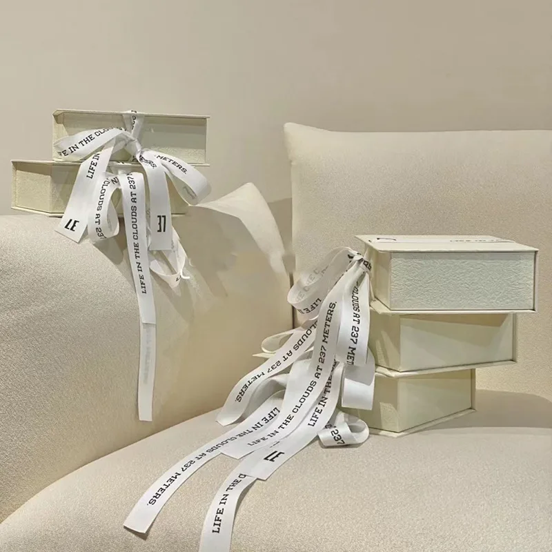 Cheap customized high-end jewelry box with ribbon magnetic packaging box beauty nail cosmetics packaging gift box