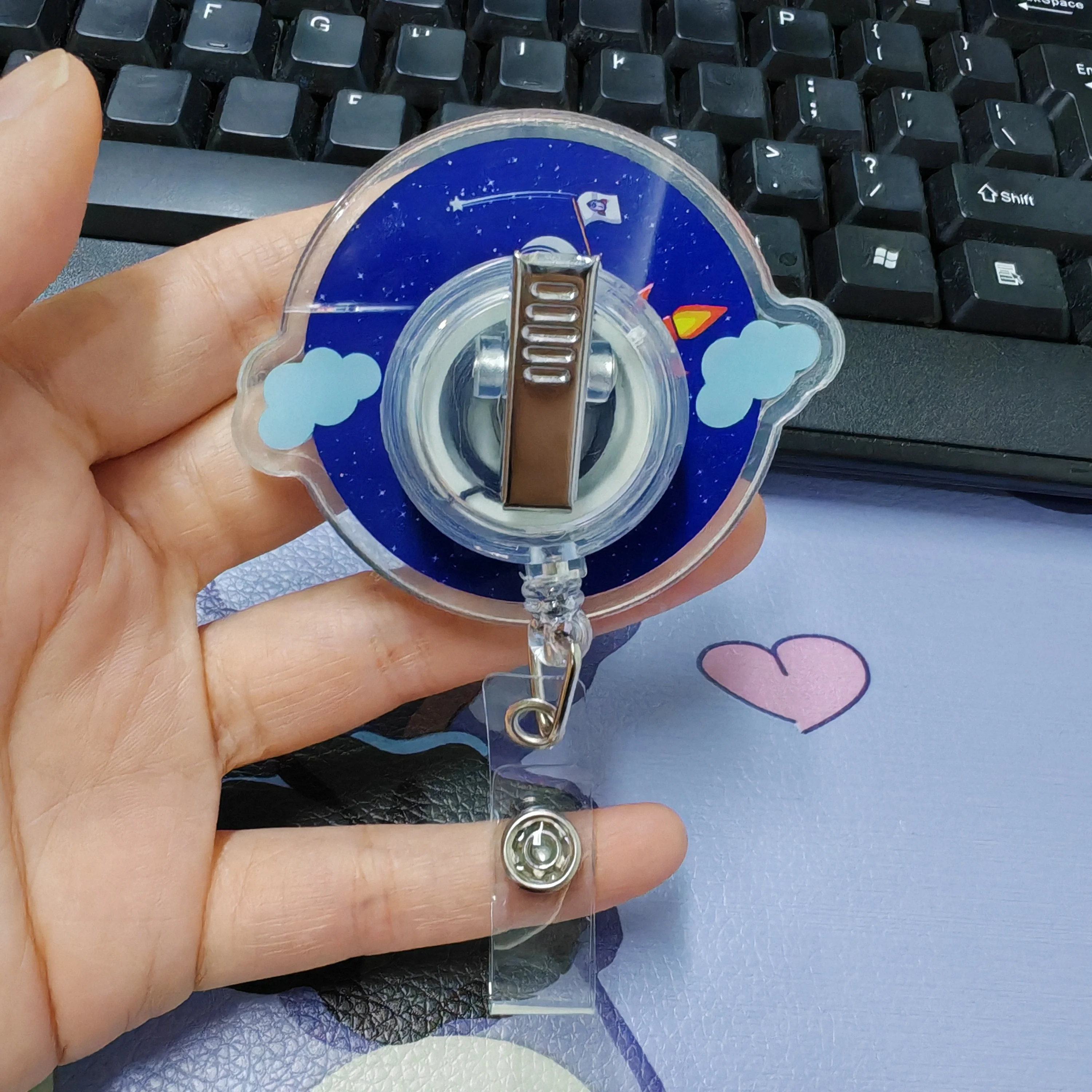 Wholesale custom design nurse accessories retractable acrylic shaker ID name badge reel holder with alligator clip