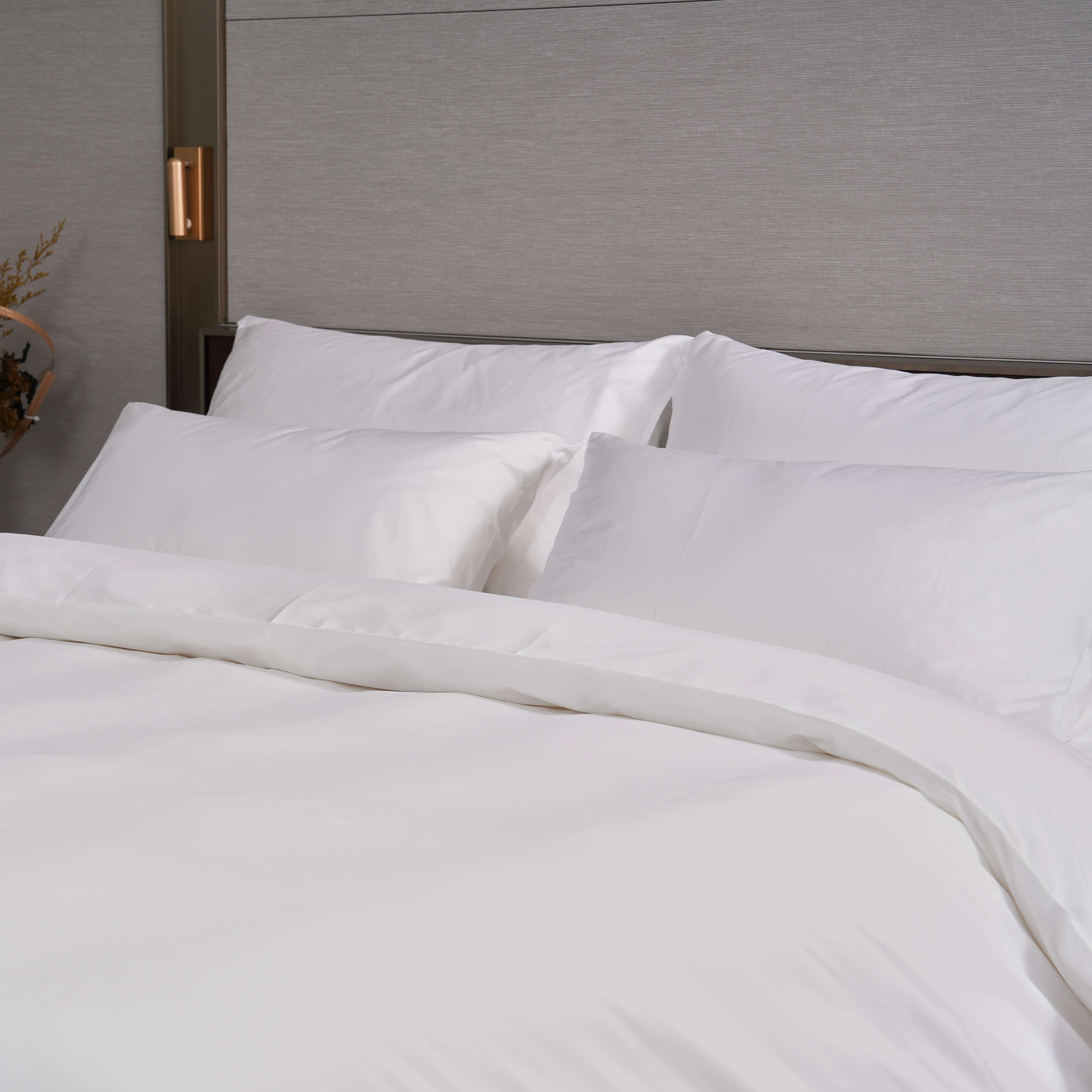 Cheap Price Wholesale Custom Hotel Linen Skin Friendly Cotton Hotel Bedding Pillow Duvet Cover Bed Sheet 4 Pcs Set