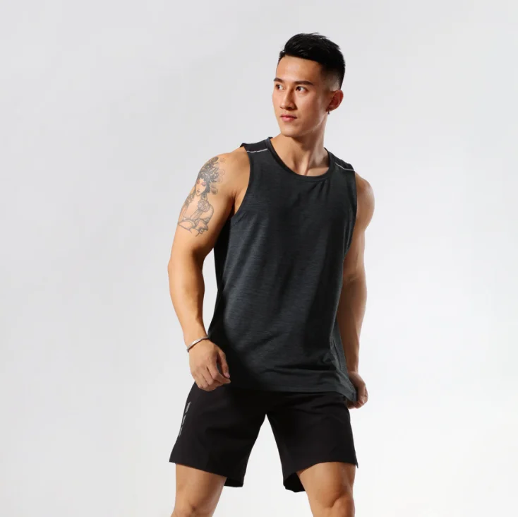 Men Gym soft fabric with strip tank tops Wholesales cheap quick dry vest New design Customs logo tops