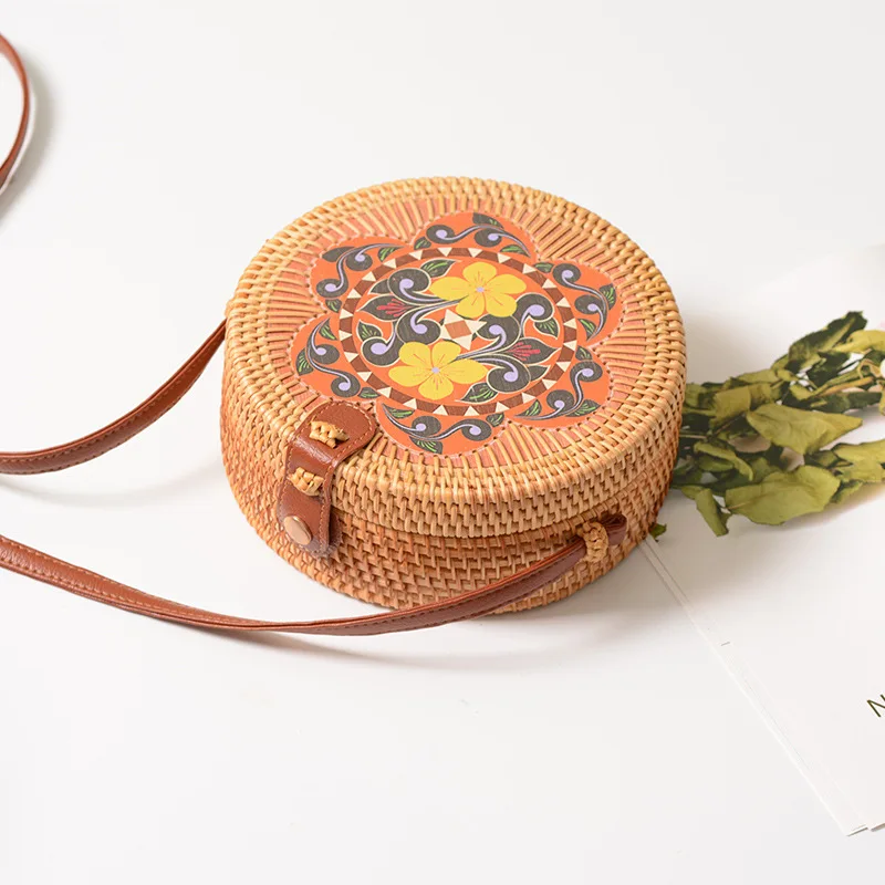 wholesale ethnic style INS Popular Handmade Round Beach Shoulder Bali Circle women rattan bags