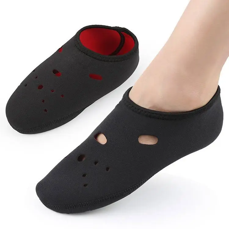 
Factory price non slip soft breathable punching neoprene room shoe socks 