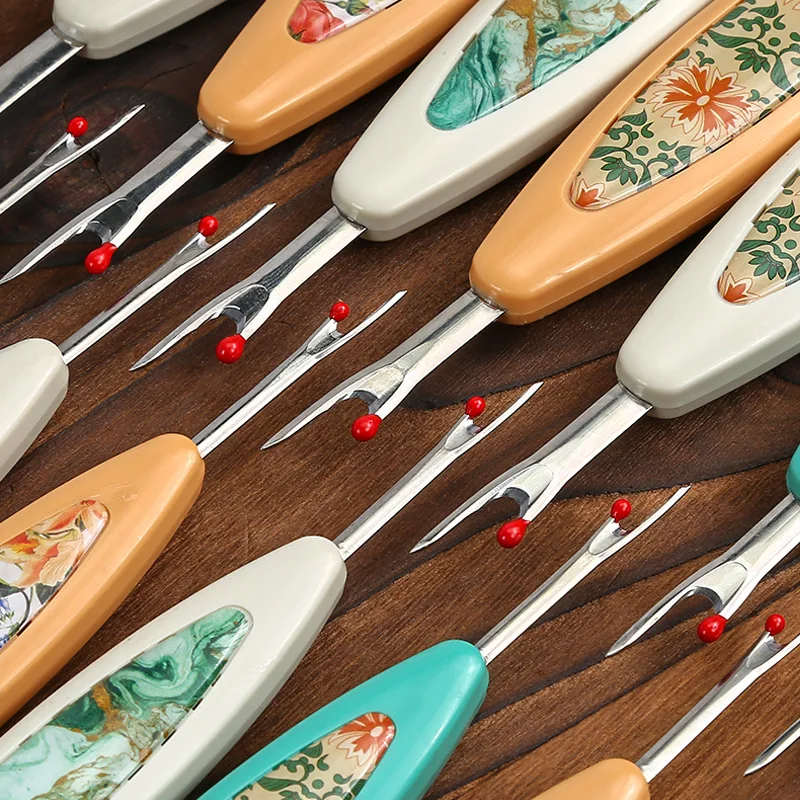 Colorful Large Sewing Thread Remover Tool Sewing Stitch Rippers Handy Stitch Rippers Seam Ripper for Sewing