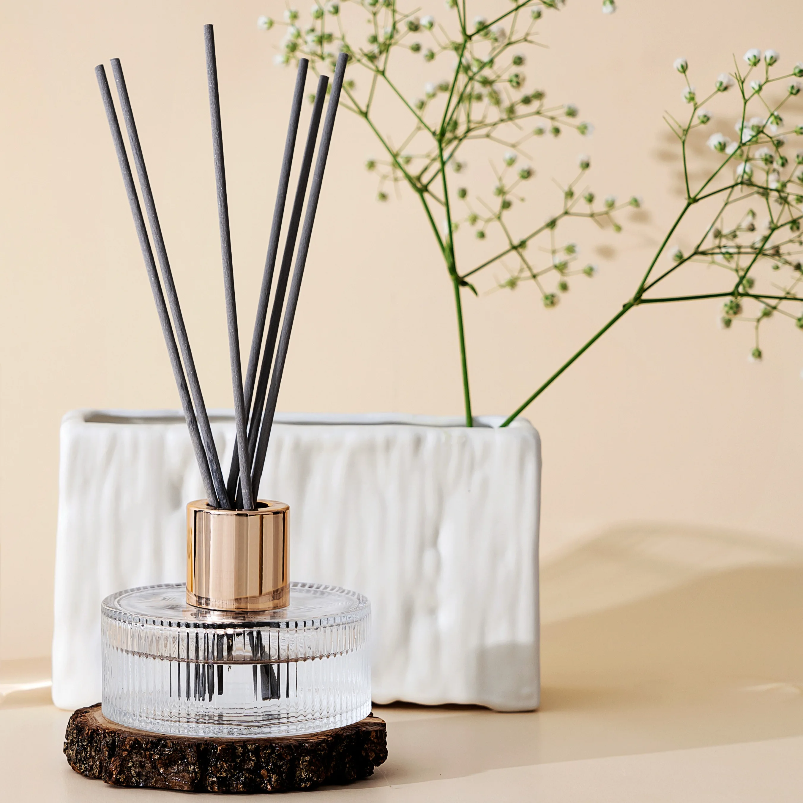 wholesale luxury custom empty home scent room fragrance round aroma glass reed diffuser bottle with cap sticks
