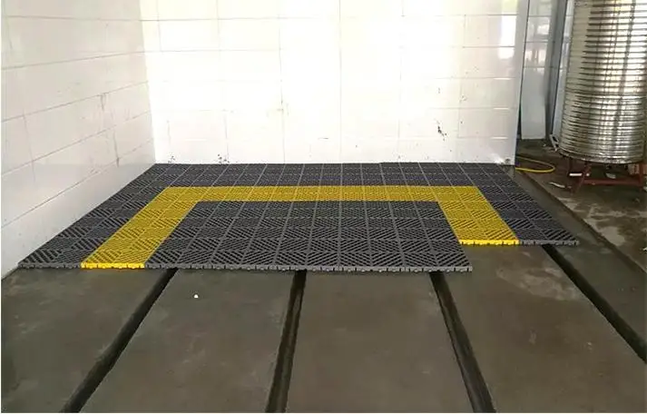 40*40*3.0cm PP DIY Friendly Interlocking Grille Floor Tiles Car Wash Car Show Workshop Floor Tiles Vinyl Garage Flooring
