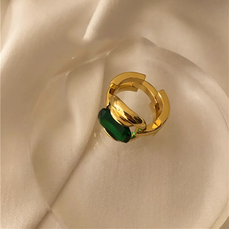 Vintage Luxury Emerald Crystal Finger Ring 18K Gold Plating Stackable Green Gemstone Ring Jewelry for Women Girls
