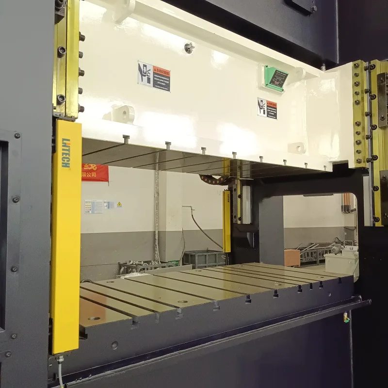Reliable 110 tons Pneumatic Punch Press Machine for Hard Steel Pressing Metal Products