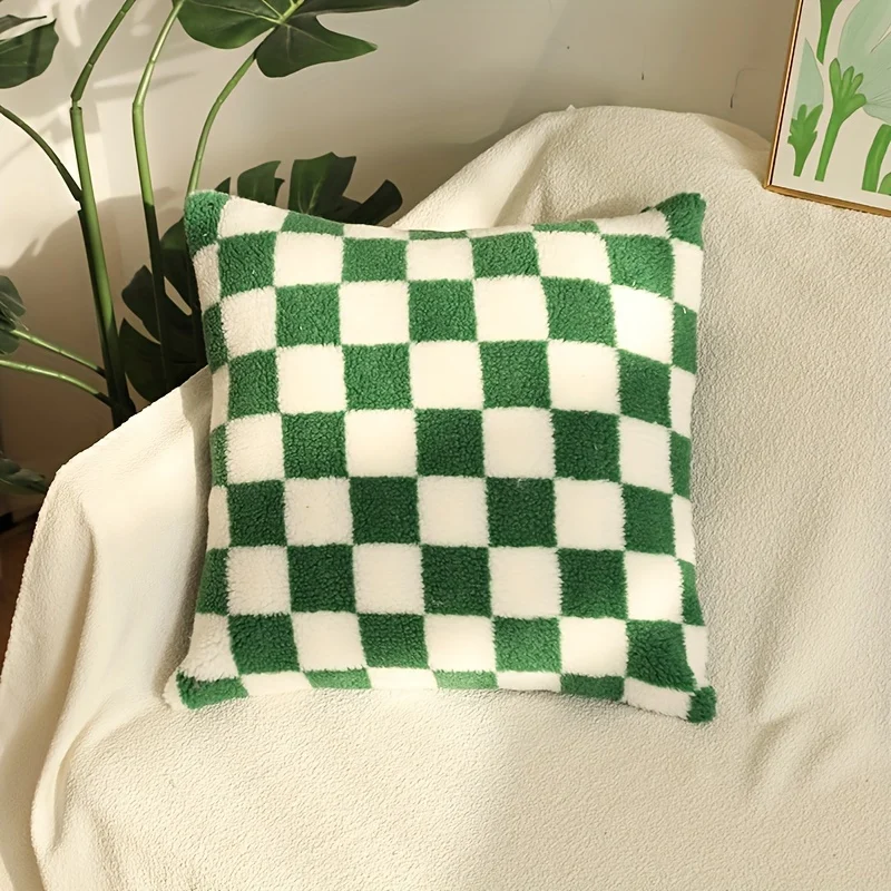 Checkerboard Decorative Throw Pillow Covers Cute Fluffy Plaid Lumbar Cushion Case Faux Fur Wool Pillowcases for Couch Sofa Bed