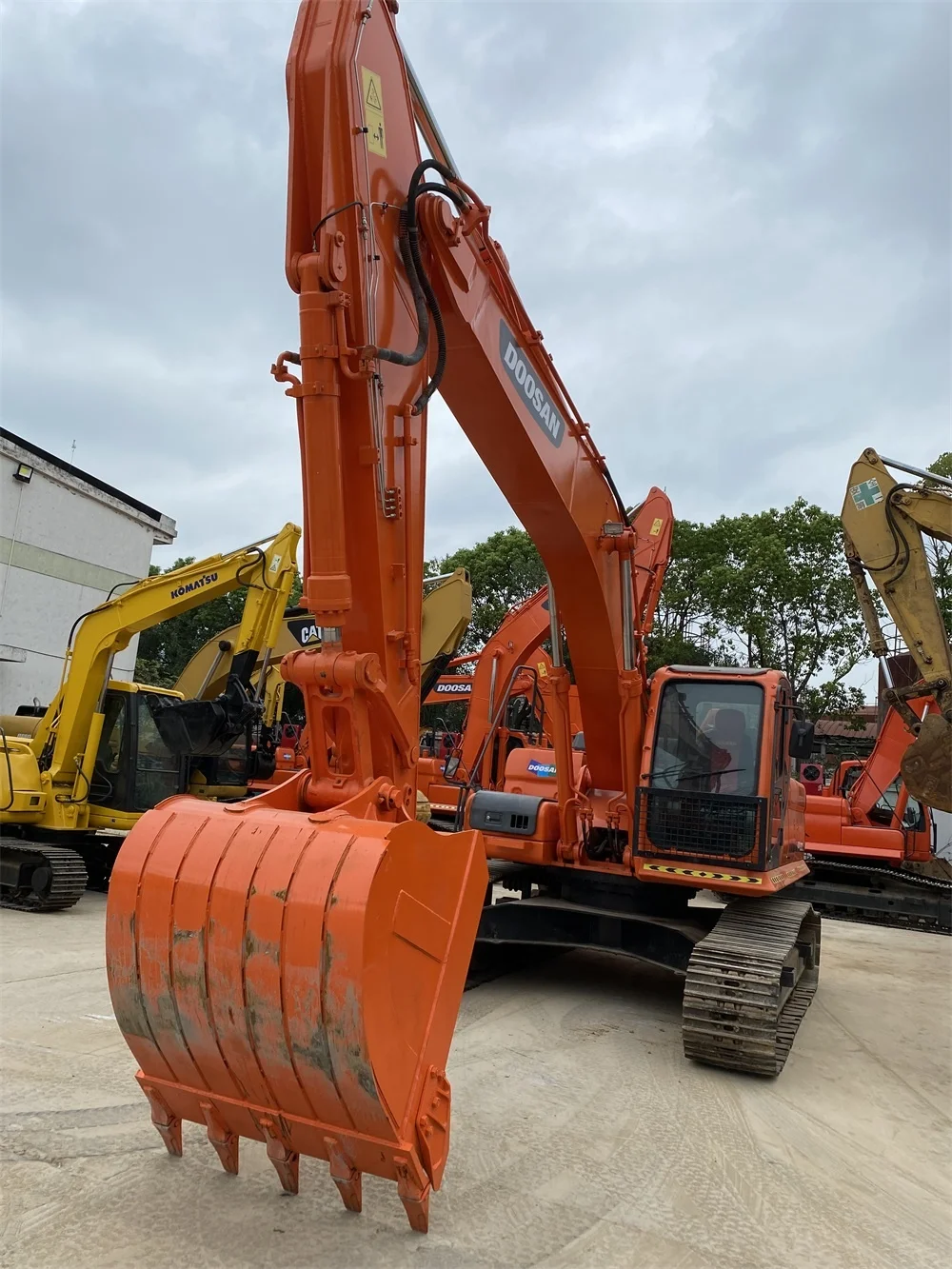 Korean Doosan DX300LC экскаваторы/DH300LC/DH150W/DX60W/DX225LC/DH220LC подержанный гусеничный экскаватор для продажи