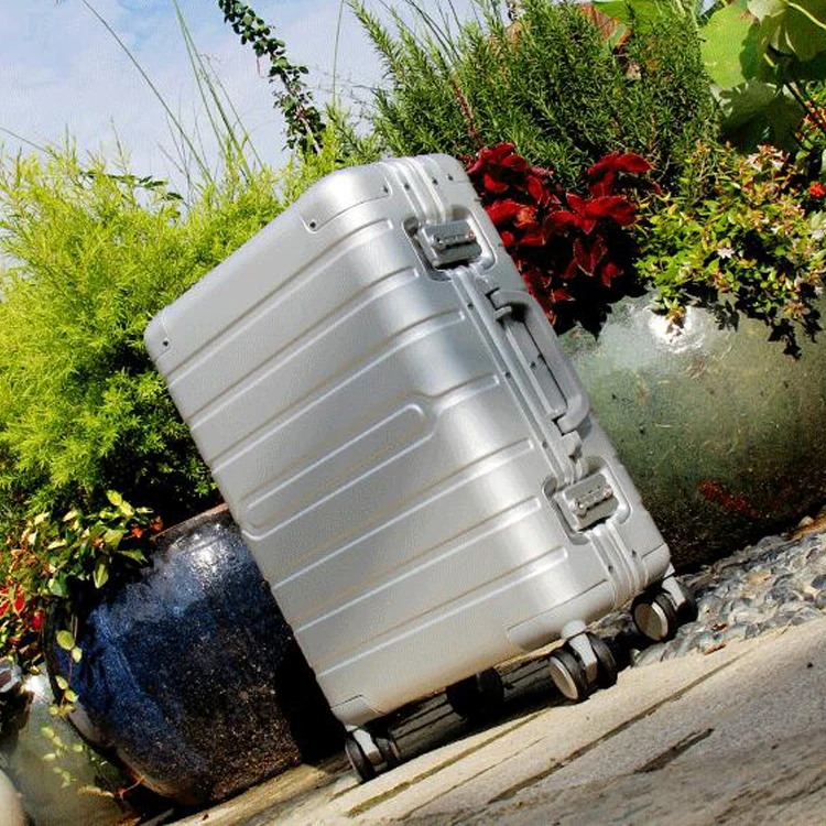 
spinner Casual Genuine Leather Carry-on Business leather luggage Suitcase Luggage 