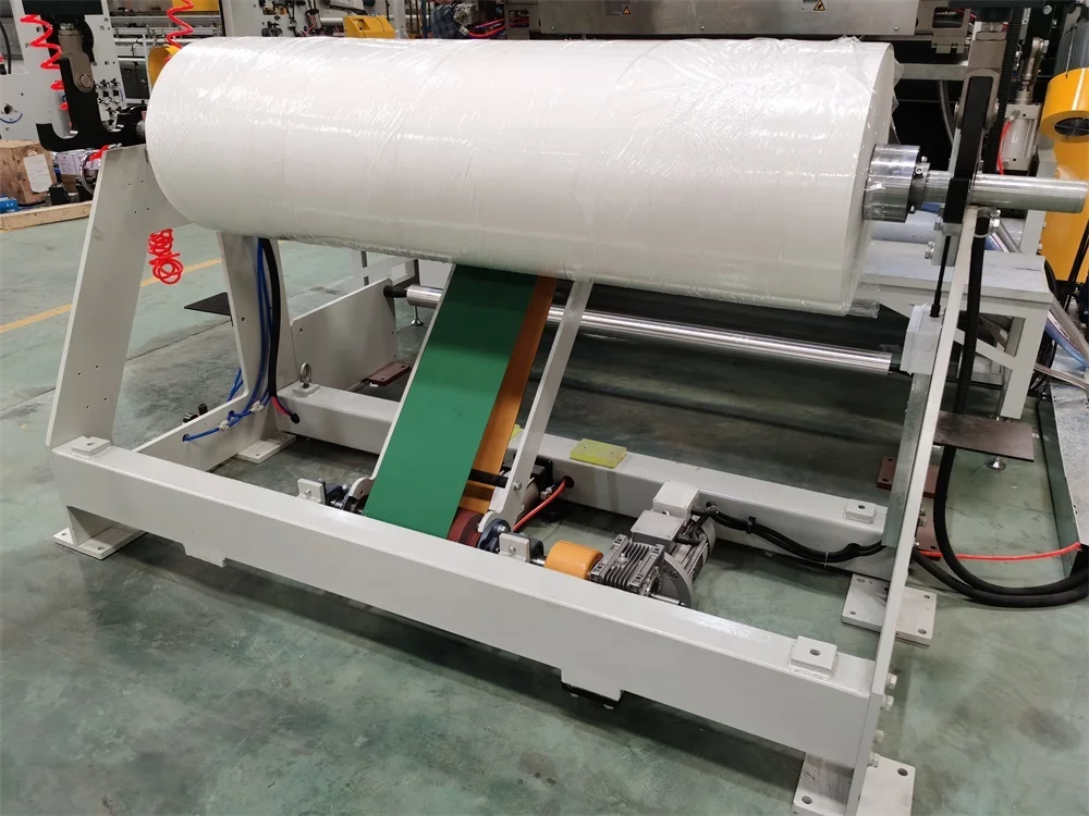 Automatic Small Toilet Tissue Paper Roll Making Machine