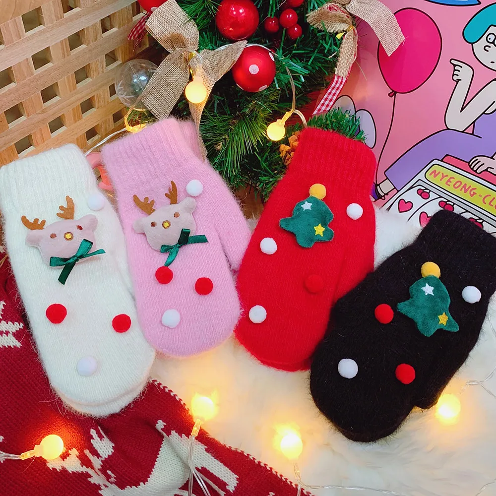 
Plush Christmas mittens with cute Santa Mittens winter 