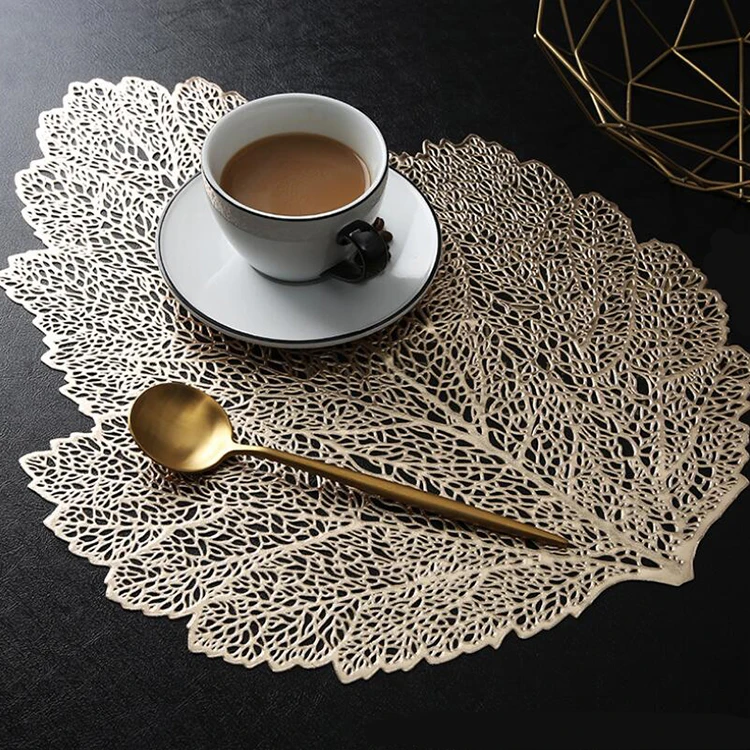 
home decoration plastic metallic gold dinner placemat in leaf design 