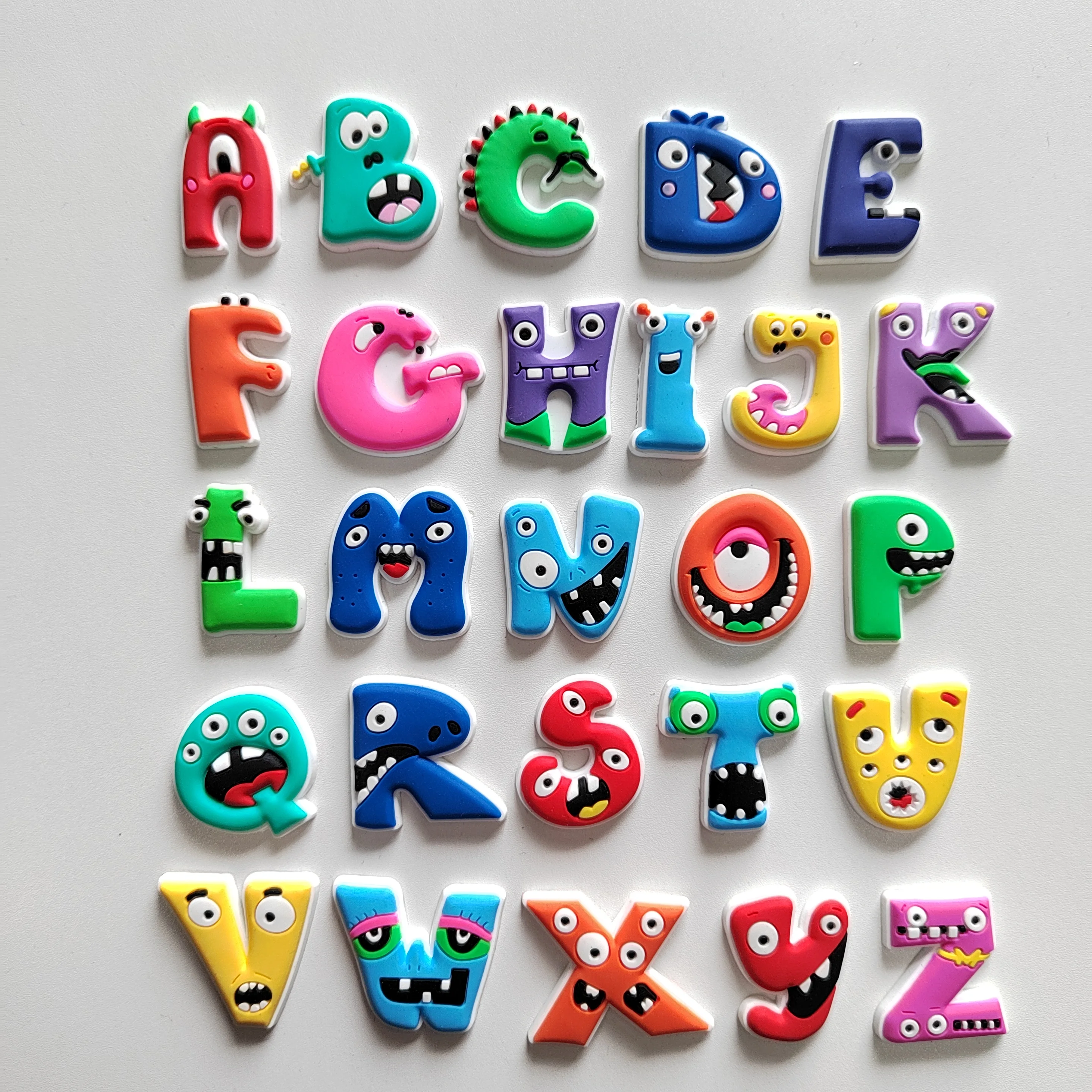 Large supply Hot sell cheap wholesale numbers 1-9 Cute animal A-Z letter shoe LACES Tag shoe charm