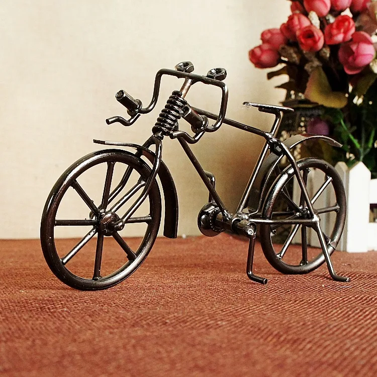 Vintage Iron Metal Craft Handmade Mini Bicycle Model Diecast Bike Toy for Home Decoration