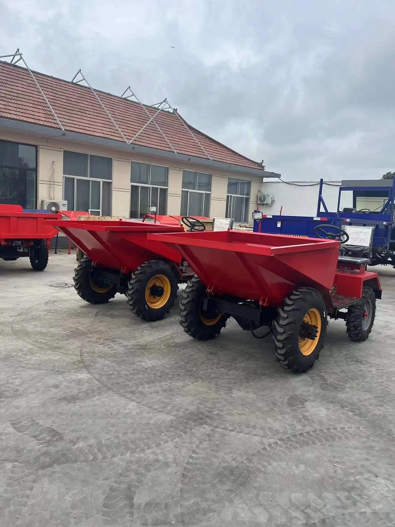 Chinese brand 1T-3T hydraulic diesel dump truck mini wheel dump truck for sale custom