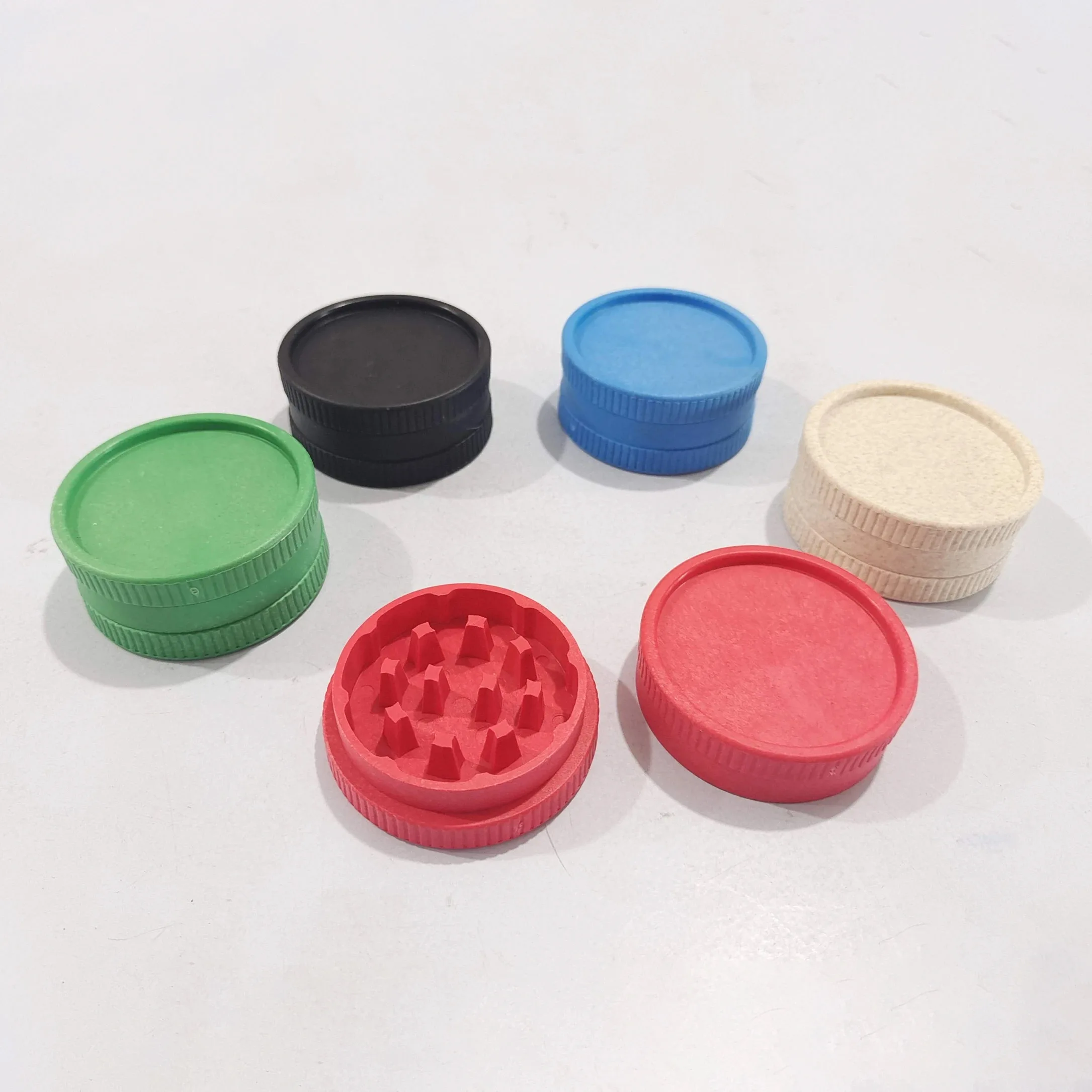 Trend 2024 wholesale custom eco friendly biodegradable bio plastic private label smoke grinder mill crusher machine for dry herb