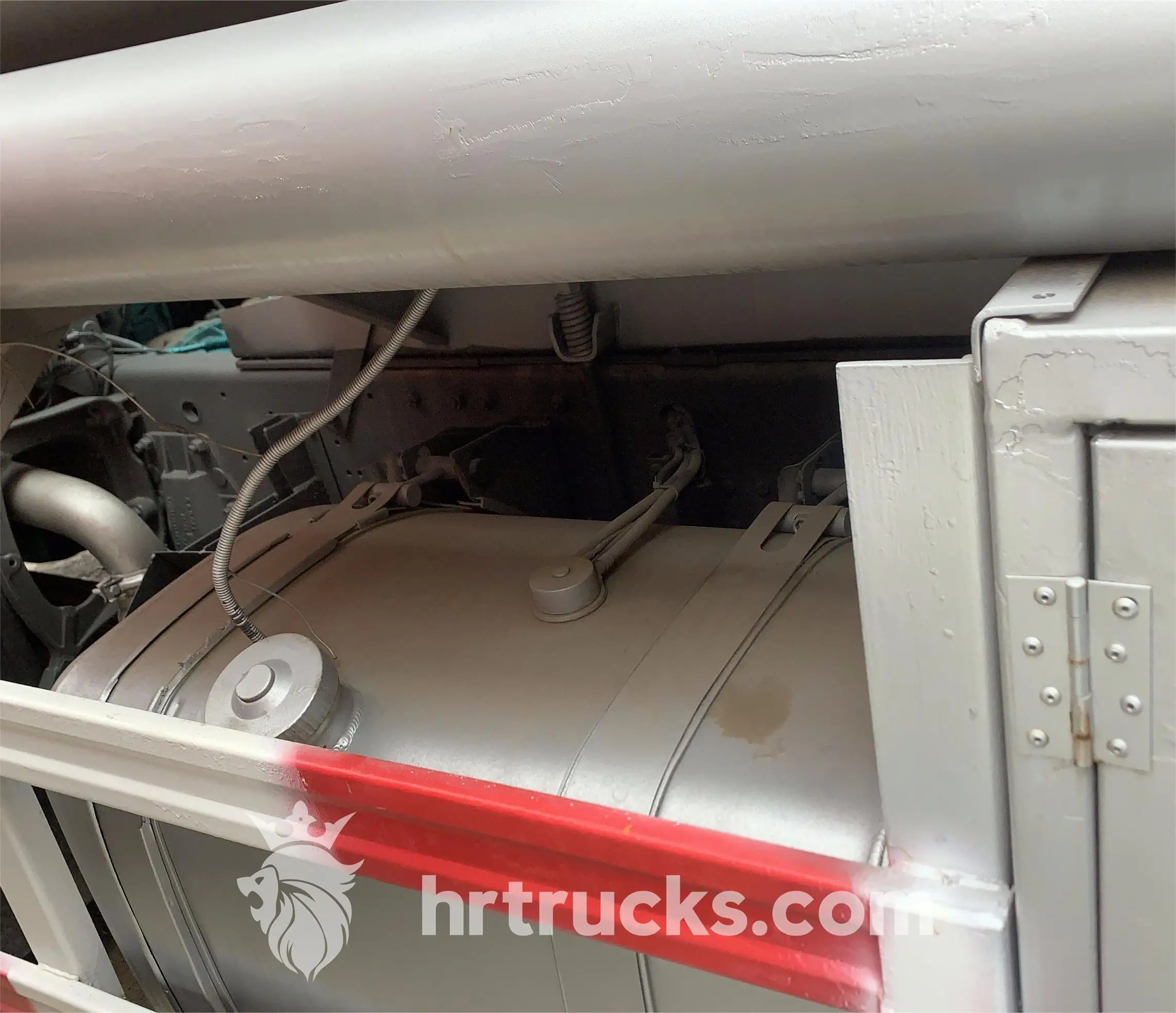 Perfect Quality Efficient Fuel Tank Truck Diesel Tanker Truck Gasoline Tanker Truck for Reliable Petroleum