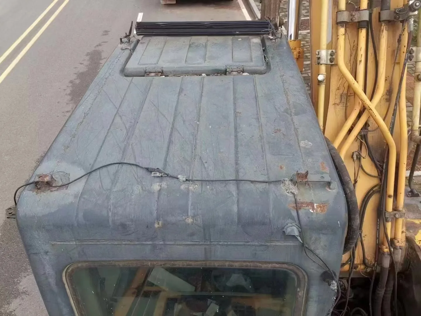 Great Condition Used Excavator HYUNDAI 210-7 Used Hydraulic Digger Crawler Excavators 20 T With Low Price For Sale