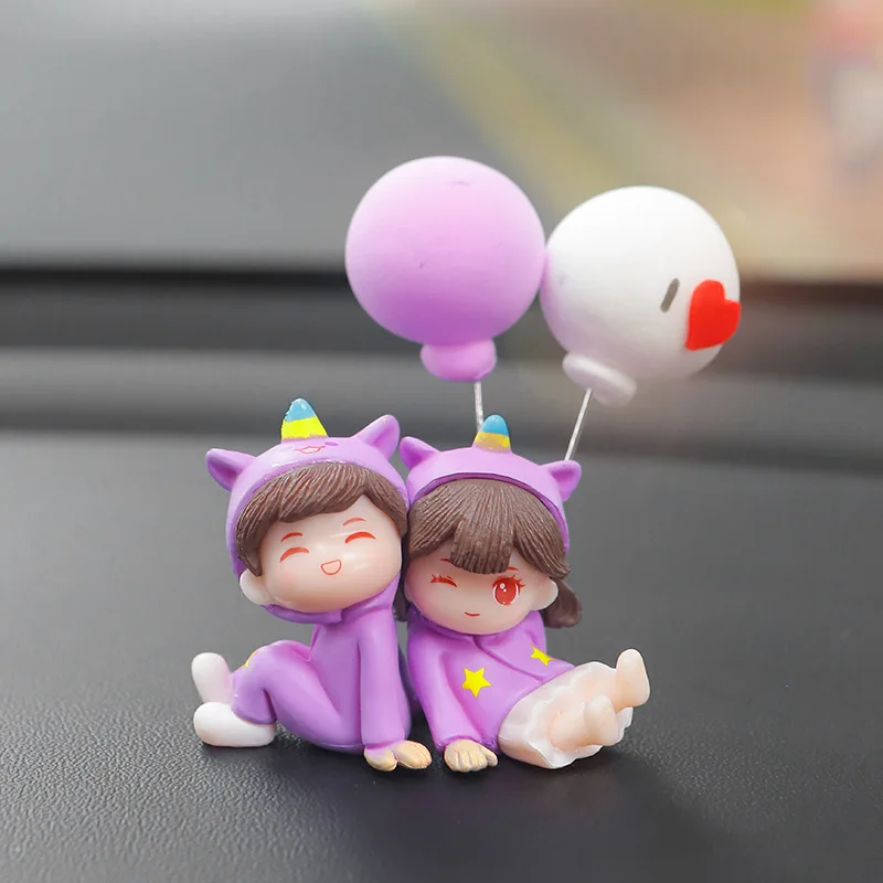 New Couple Ornament Mini Cute Couple Balloon Car Dashboard Decoration Resin Ornament Crafts