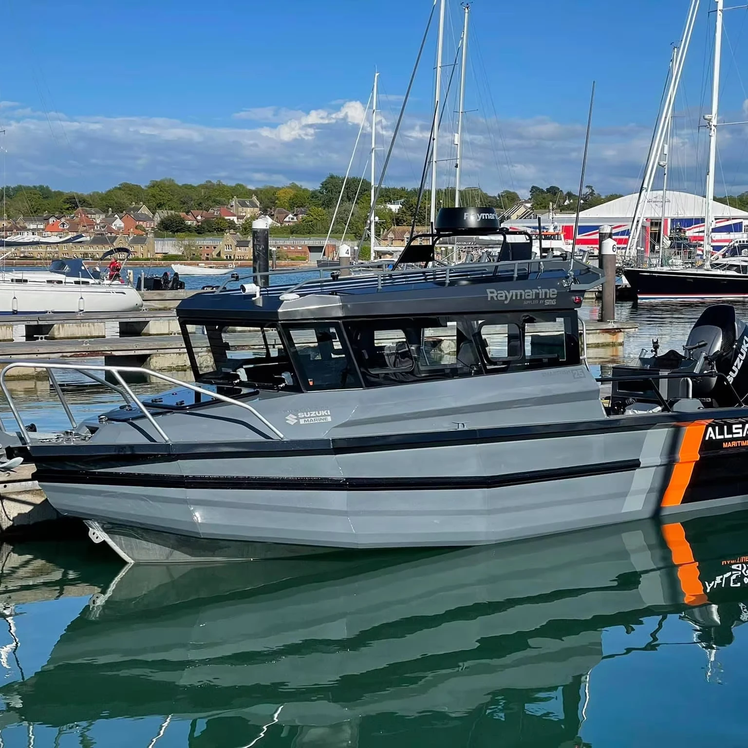 7.5m Aluminum Sport Yacht Fishiing Boat Luxury Boat Made In China