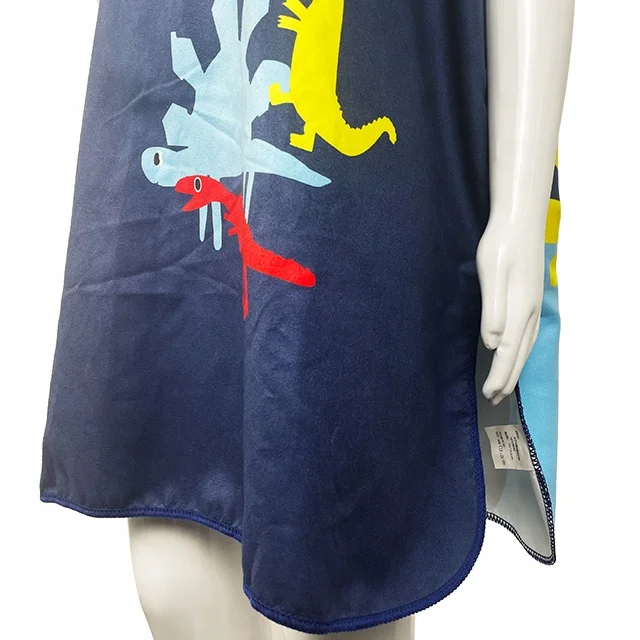 Customized Multifunctional Cartoon Printed Pattern Hooded Adjustable Wearable Microfiber Poncho Beach Bath Towel For Kids