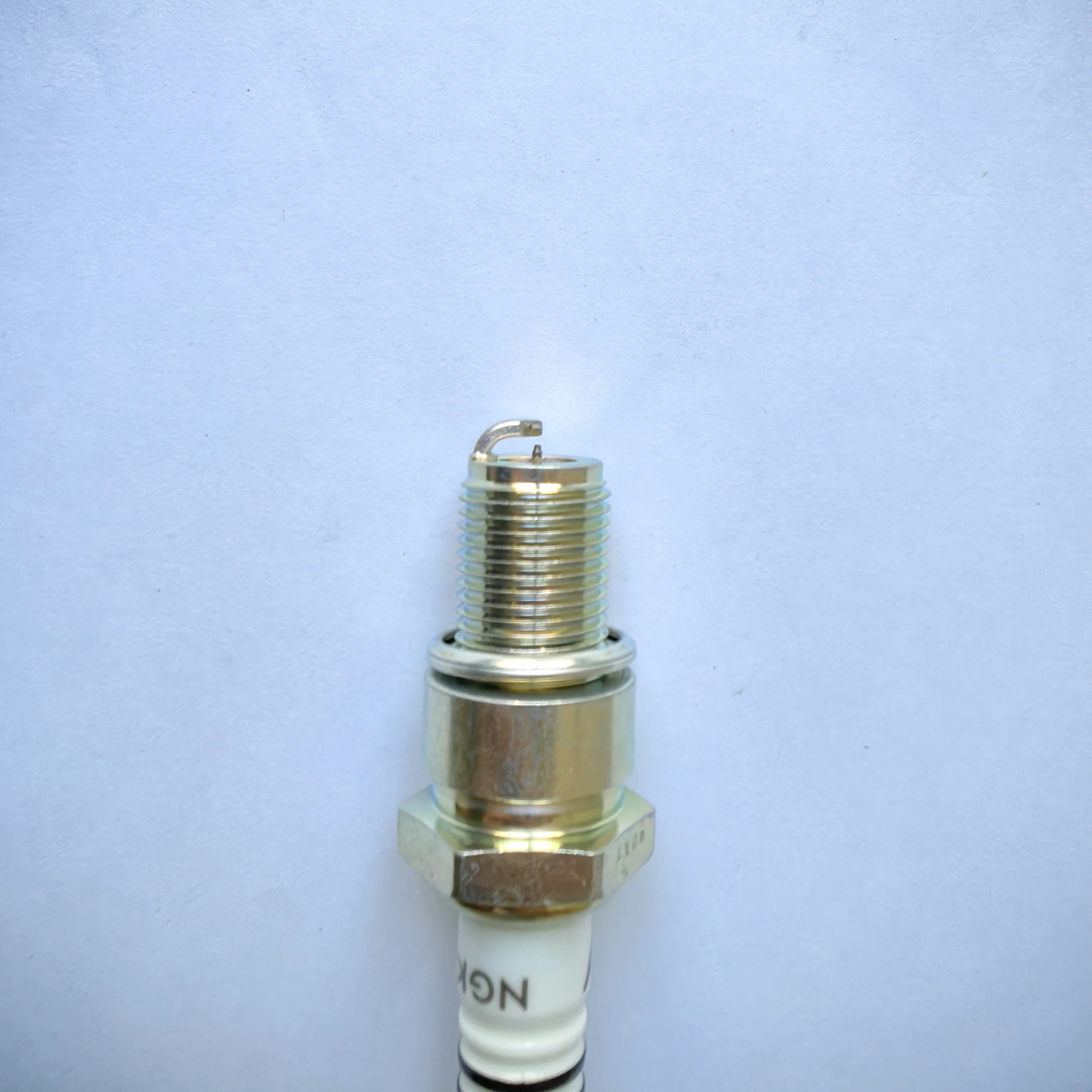 Motorcycle Engine Part Buja Original NGK Candle 6801 BR10EIX For Honda CR85R/R2 85 CC, CR80 80CC OEM 9807960679