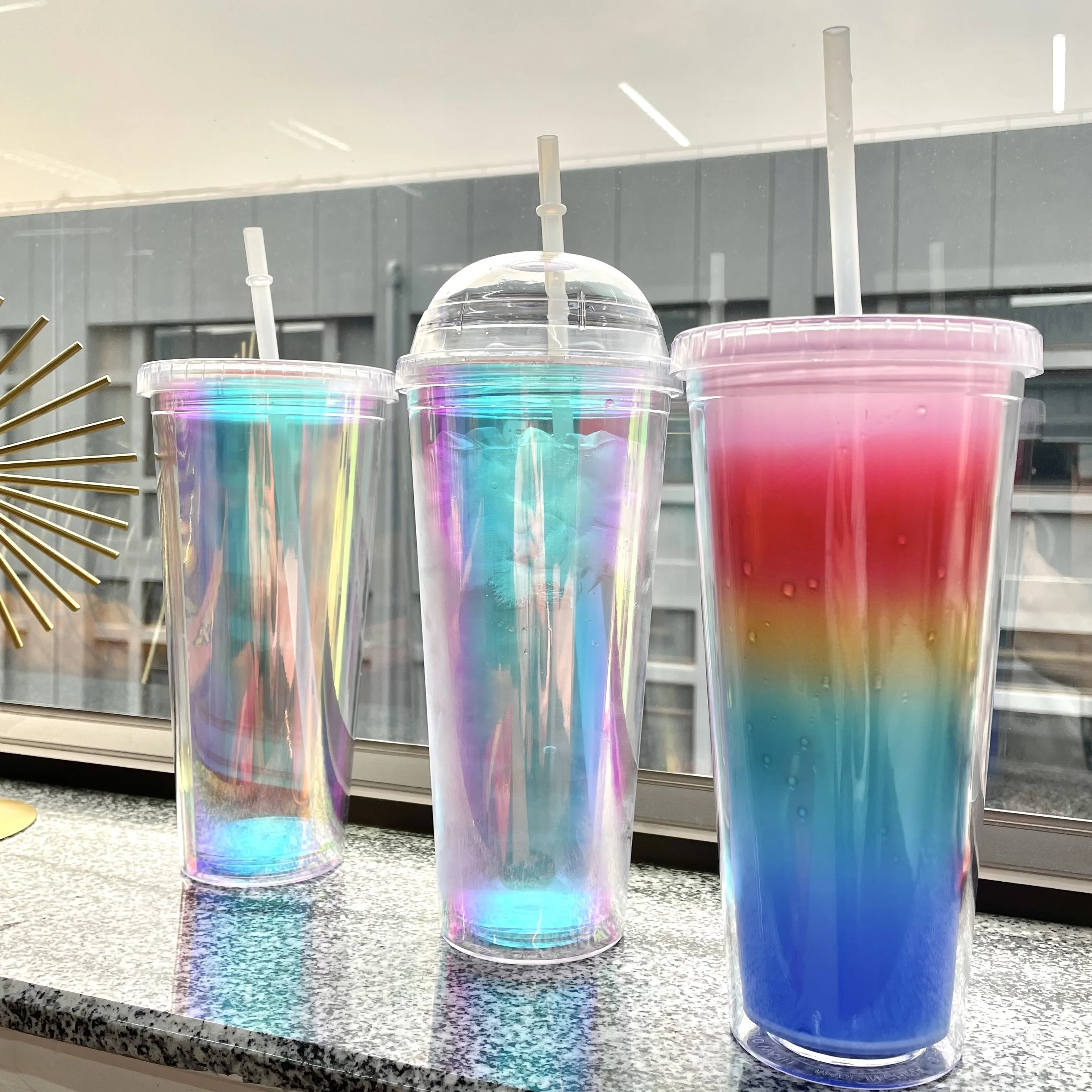 Custom Logo Holographic 20oz Double Wall Cold Coffee Disposable Reusable Plastic Tumblers Cup
