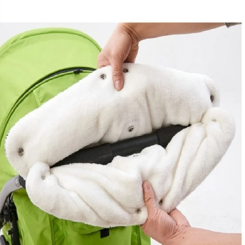 Wholesale Warm Waterproof Stroller Gloves Windproof Thick Black Baby Stroller Hand Muff for Winter