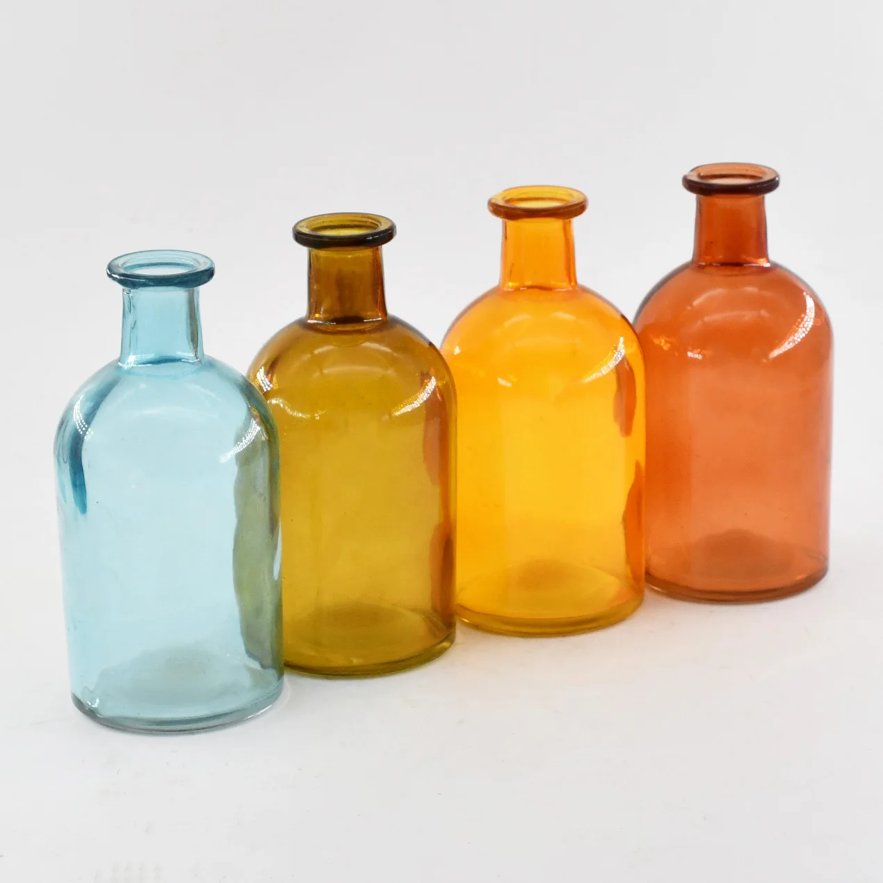 Wholesale 200ml Modern Unique Design Home Fragrance Diffuser Refill Fragrance Oil Clear Aroma Bottle With Cork