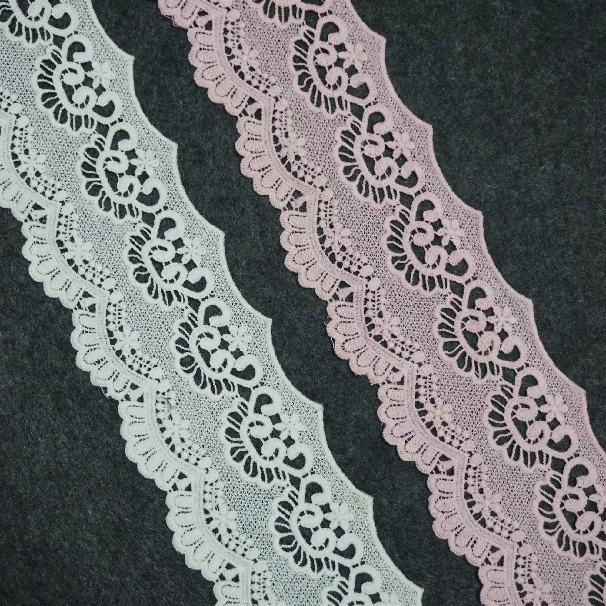 Хлопковое кружево с вышивкой и вышивкой
