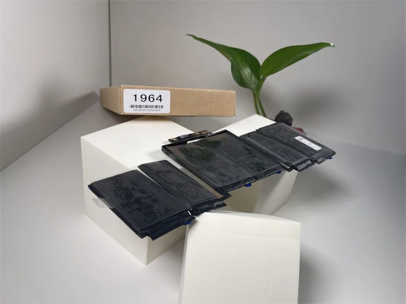 Original Lithium 5086mah replacement A1989 laptop battery  for MacBook PRO 13 2018