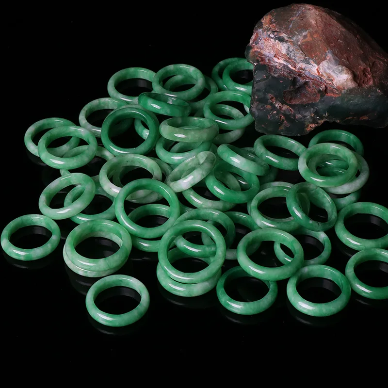 Wholesale Jadeite Ring Vintage Dry Green Small Circle Jade Ring Jewelry Round Natural Stone Jade Ring Hand Carved Crafts Gifts