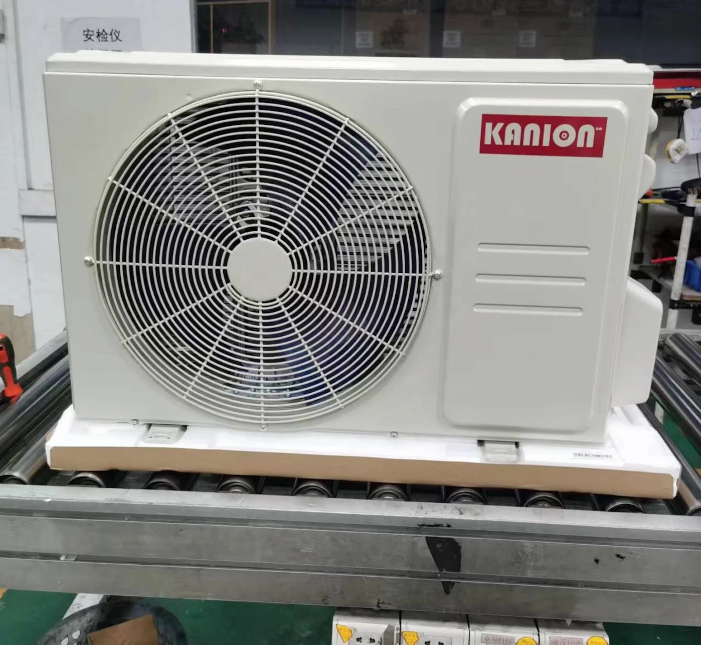 Мини-кондиционер с разъёмом переменного тока 220-240 В/60 Гц