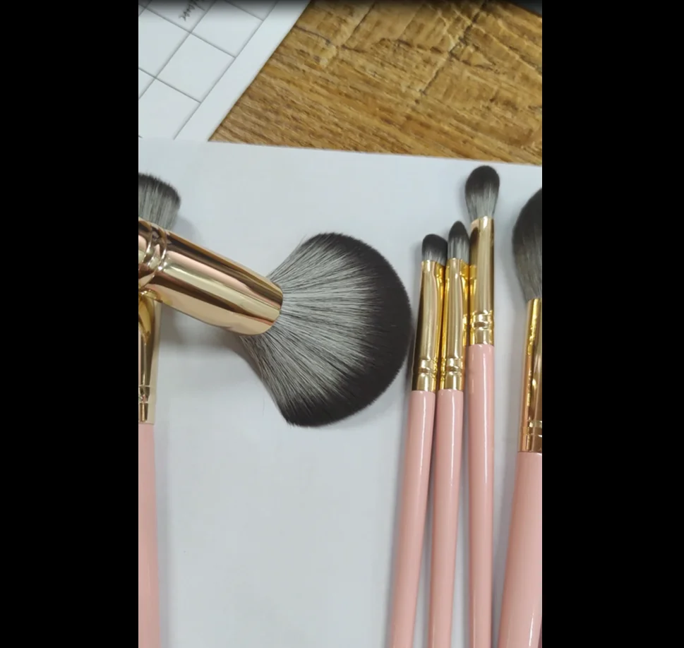 GRACEDO 10pcs pink unique makeup brush corn silk soft brush hair new fashion customize logo factory wholesale makeup brush set