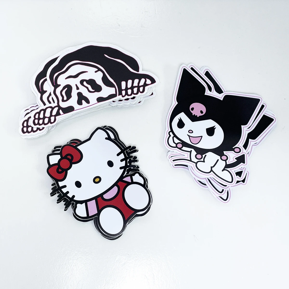 High Quality Adhesive Metallic Shiny Silver Custom Waterproof Sticker