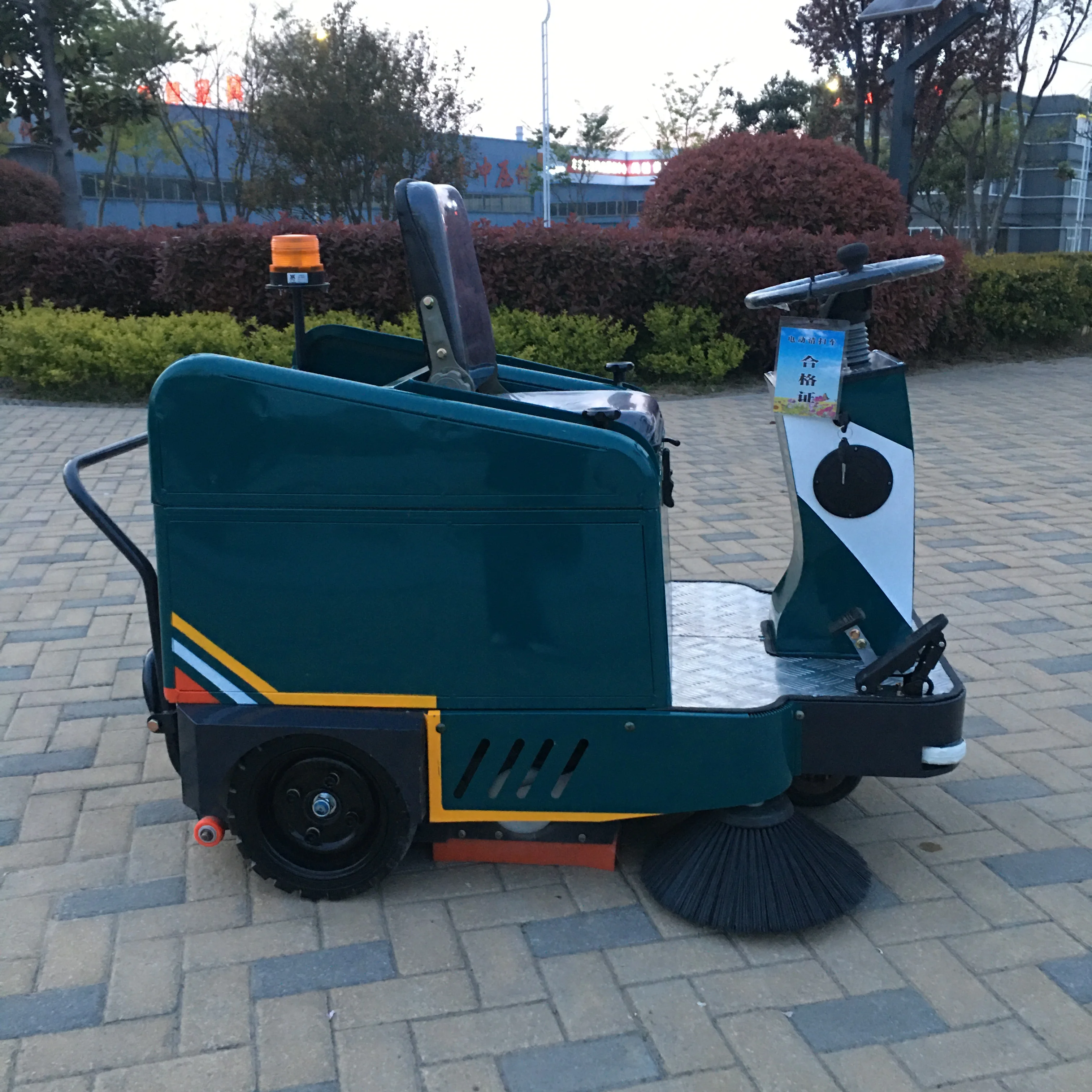 high power muti functional vacuum sweeper