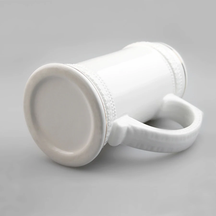 Wholesale 22oz white sublimation beer stein with gold trim