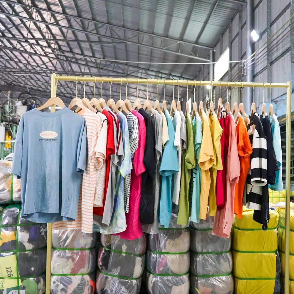 Ukay ukay bale men t-shirt branded vintage bale used men clothes supplier us bulk branded for men