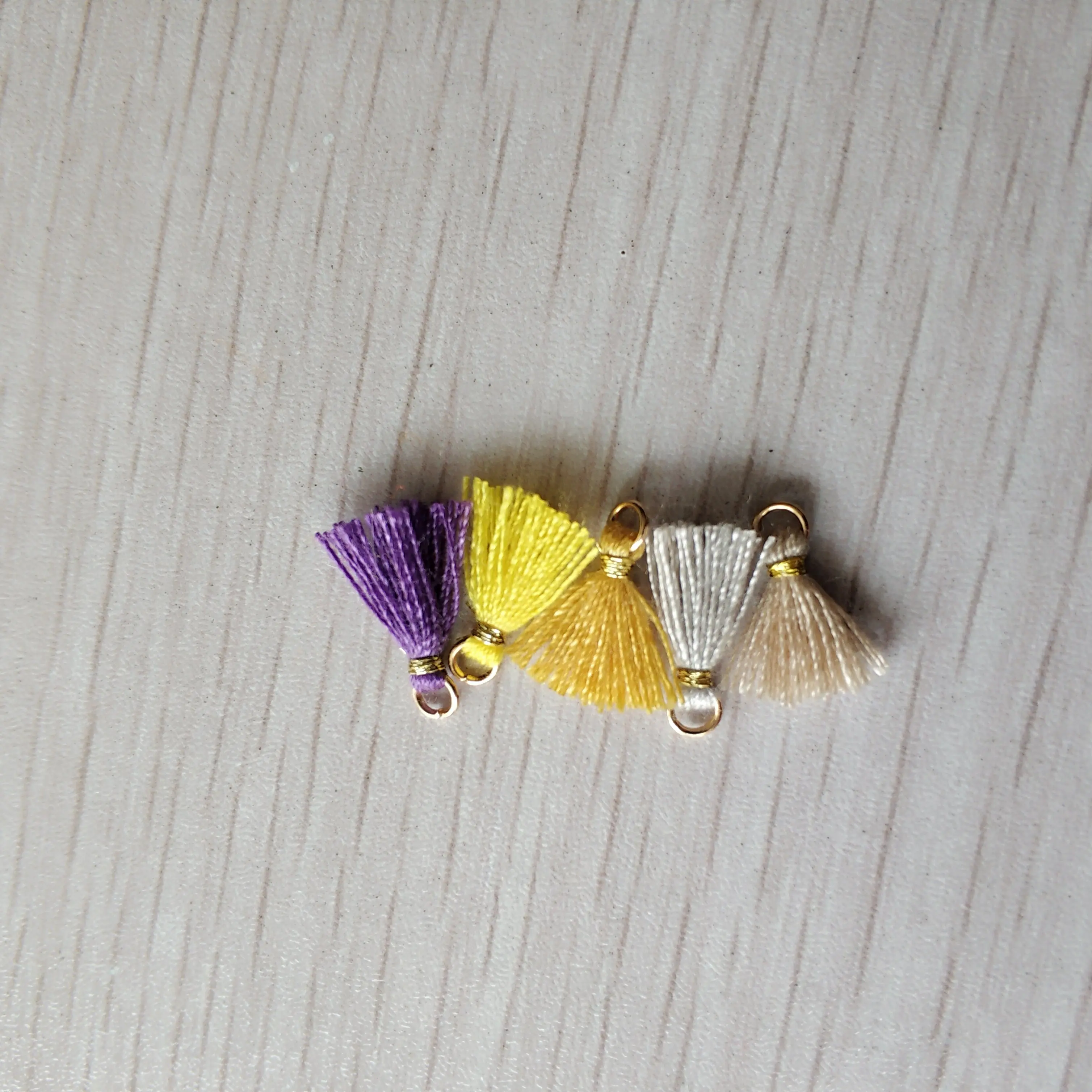 
Wholesale 1cm mini tassel colorful cotton tassel with ring for jewelry decorative 