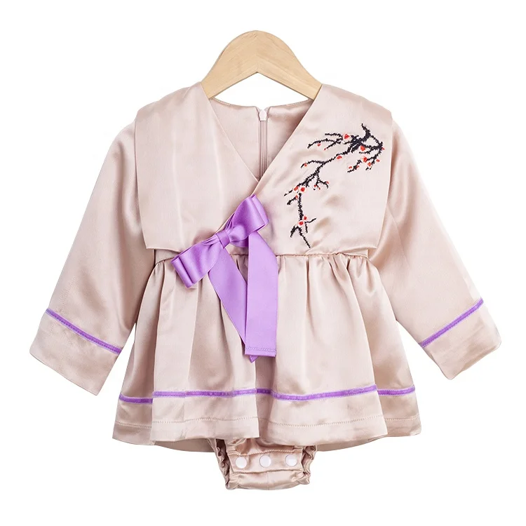 
New Design Chinese Hanfu Traditional Vintage Retro Style Newborn Baby Girl Pink Silk Veil Skirt with Yarn Hem and Poppers Bottom 