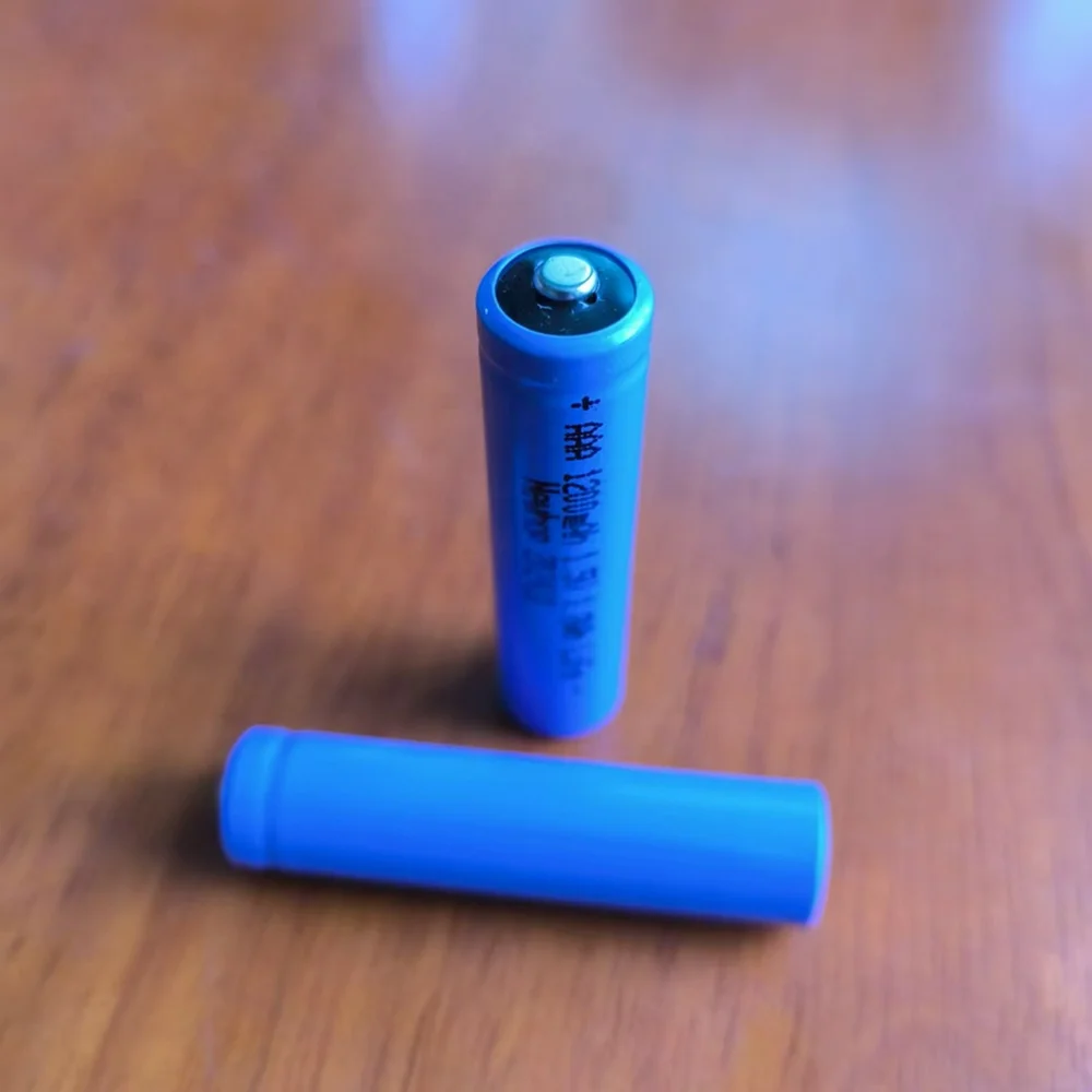Cheap price lifes2 Li-Fe Li-FeSx IEC FR03 L92 primary lithium metal triple aaa batteries lfb 3aa battery aaa 1.5v 1100mAh