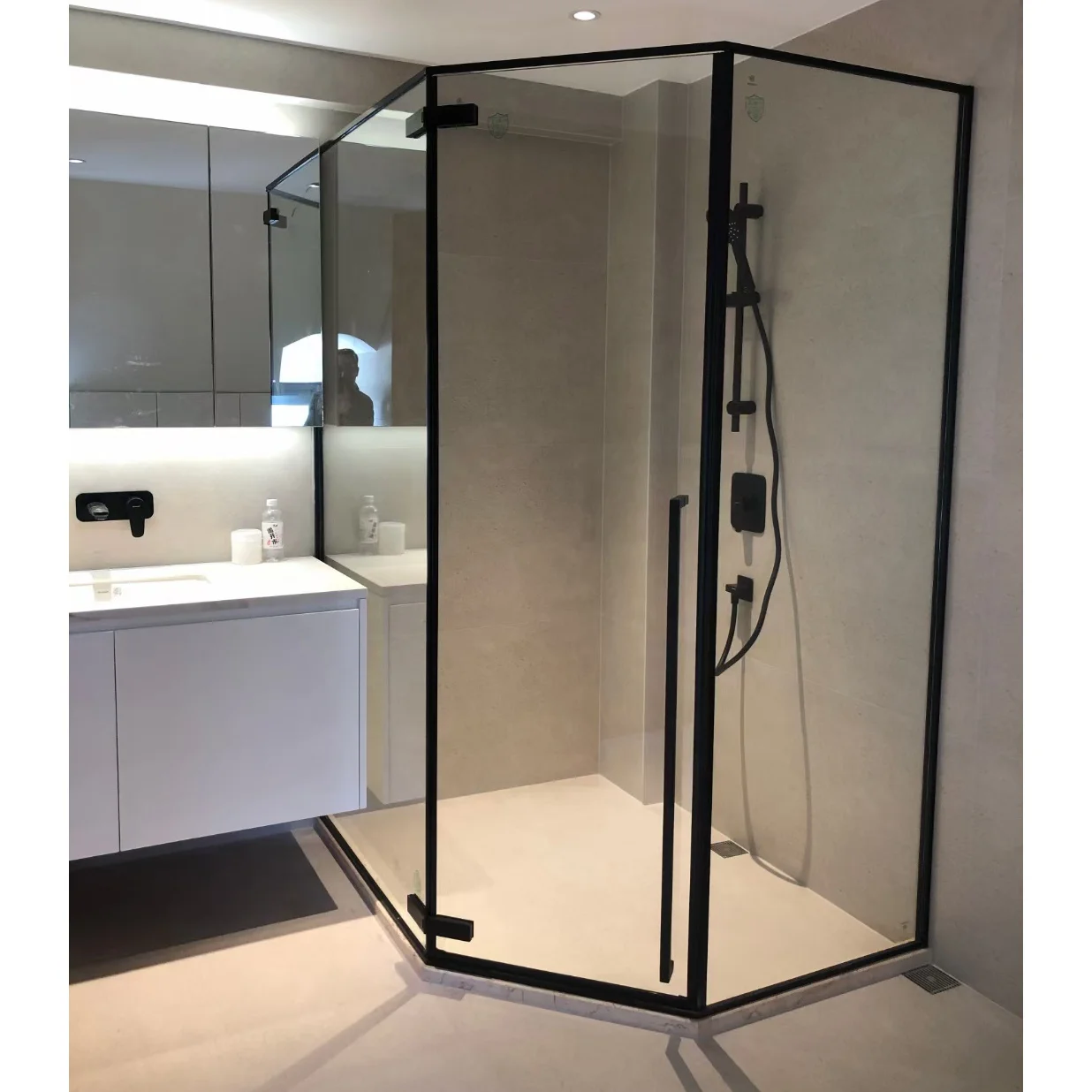 frameless sexy clear glass water proof shower room 4+4 laminated glass hinged shower cabin