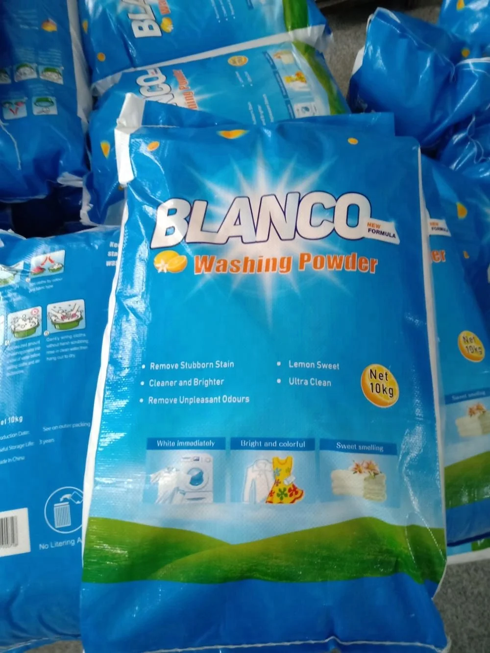 High Tower Spraying Washing Detergent Powder/Low Density Poudre a Laver/Big Volume Detergente Para Roupa To Gambia and Senegal