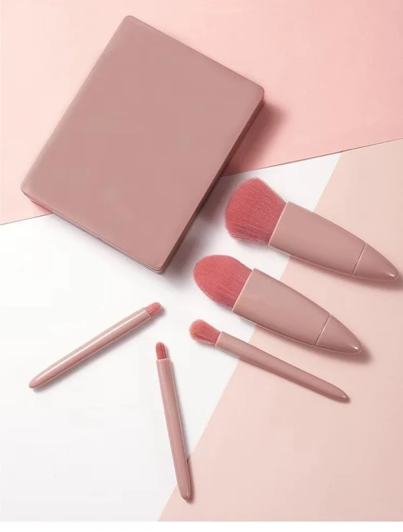 Wholesale Facial Cosmetic Brush 5pcs Professional Soft Synthetic Packing Makeup Brush Set With Mirror